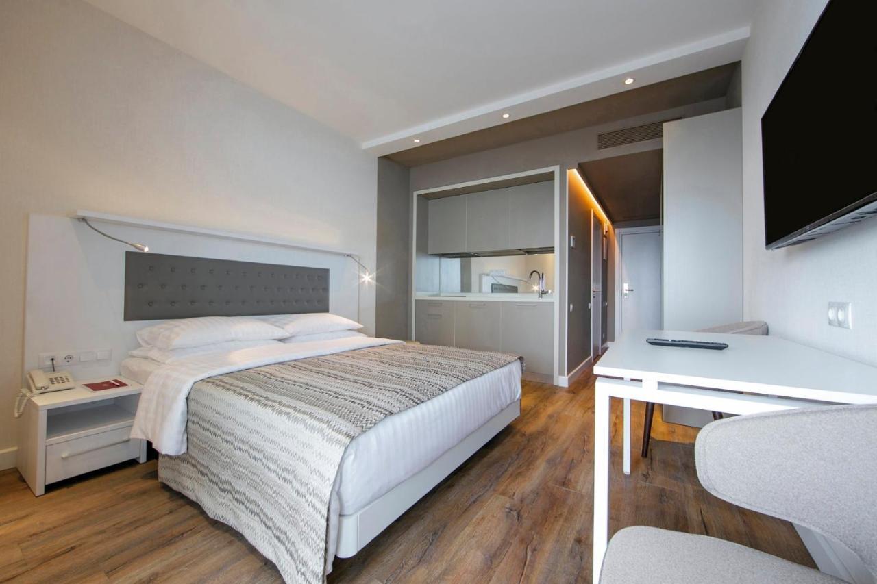 Apartments In Alliance Batumi Exterior foto